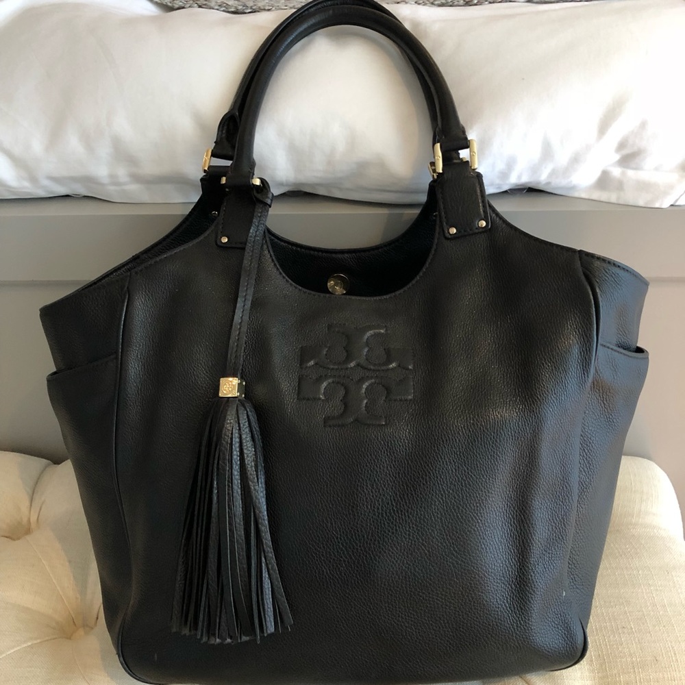 Tory Burch Thea Round Tote